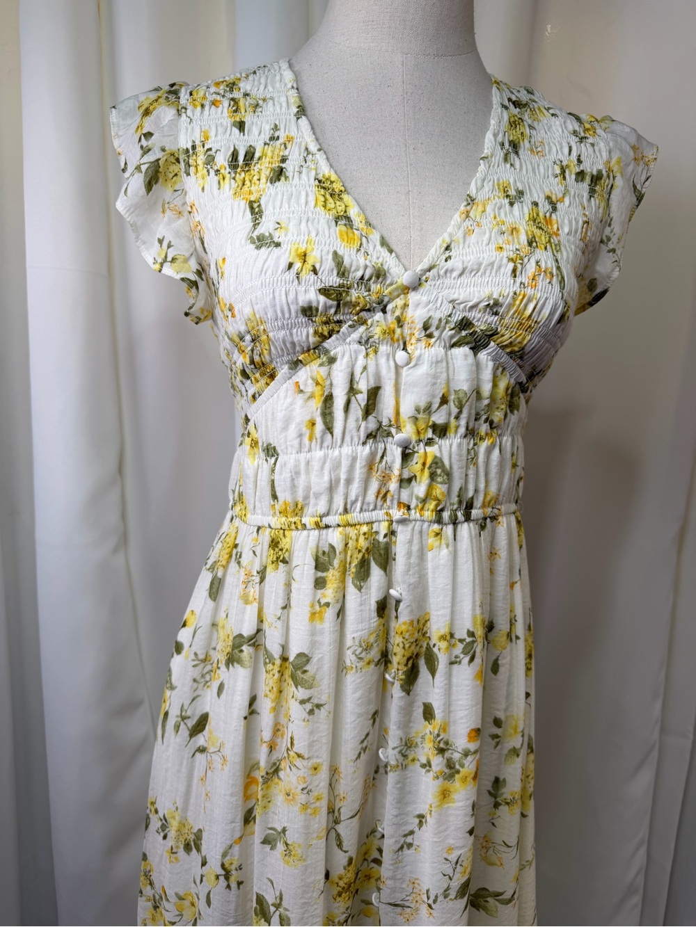 Joie Smocked Yellow Floral V-Neck Midi Dress with Ruffle Cap Sleeves Size Small - Picture 5 of 15